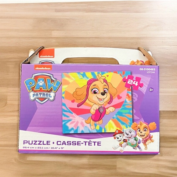 NEW Paw Patrol Gift Pack Pup Mini Figures Puzzle Sticker Activities Skye - Picture 7 of 10